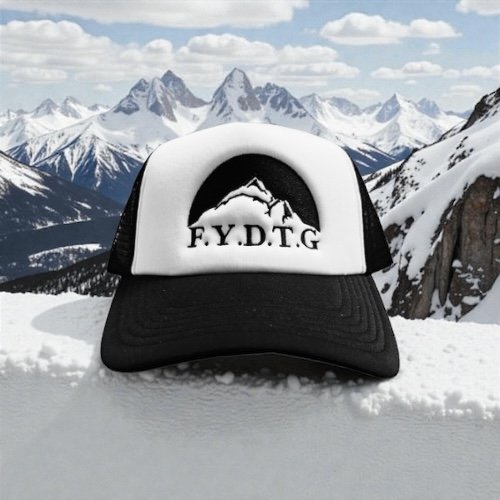 LOGO TRUCKER HAT BLACK & WHITE