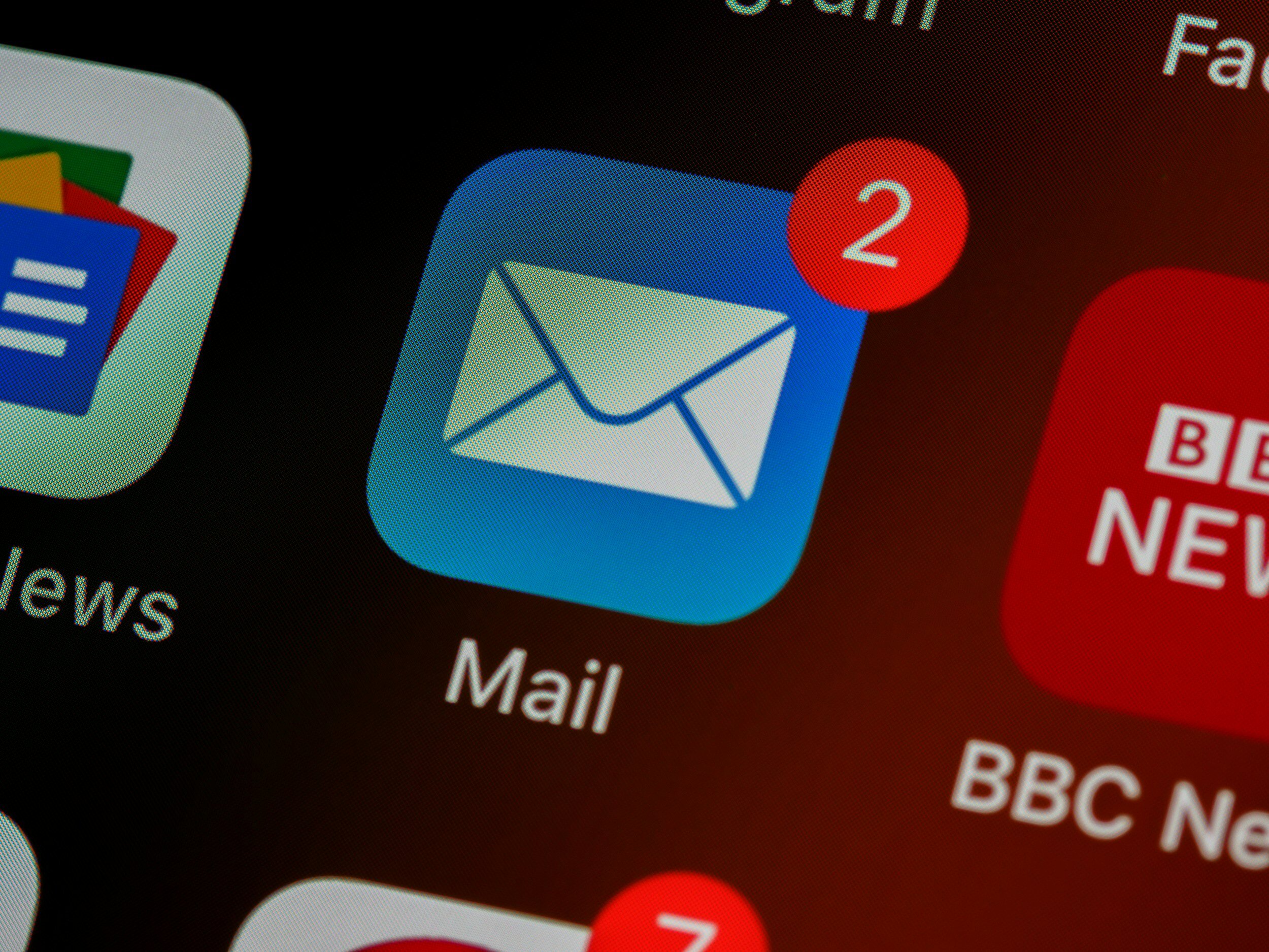 Effective email strategies for alternative health practitioners