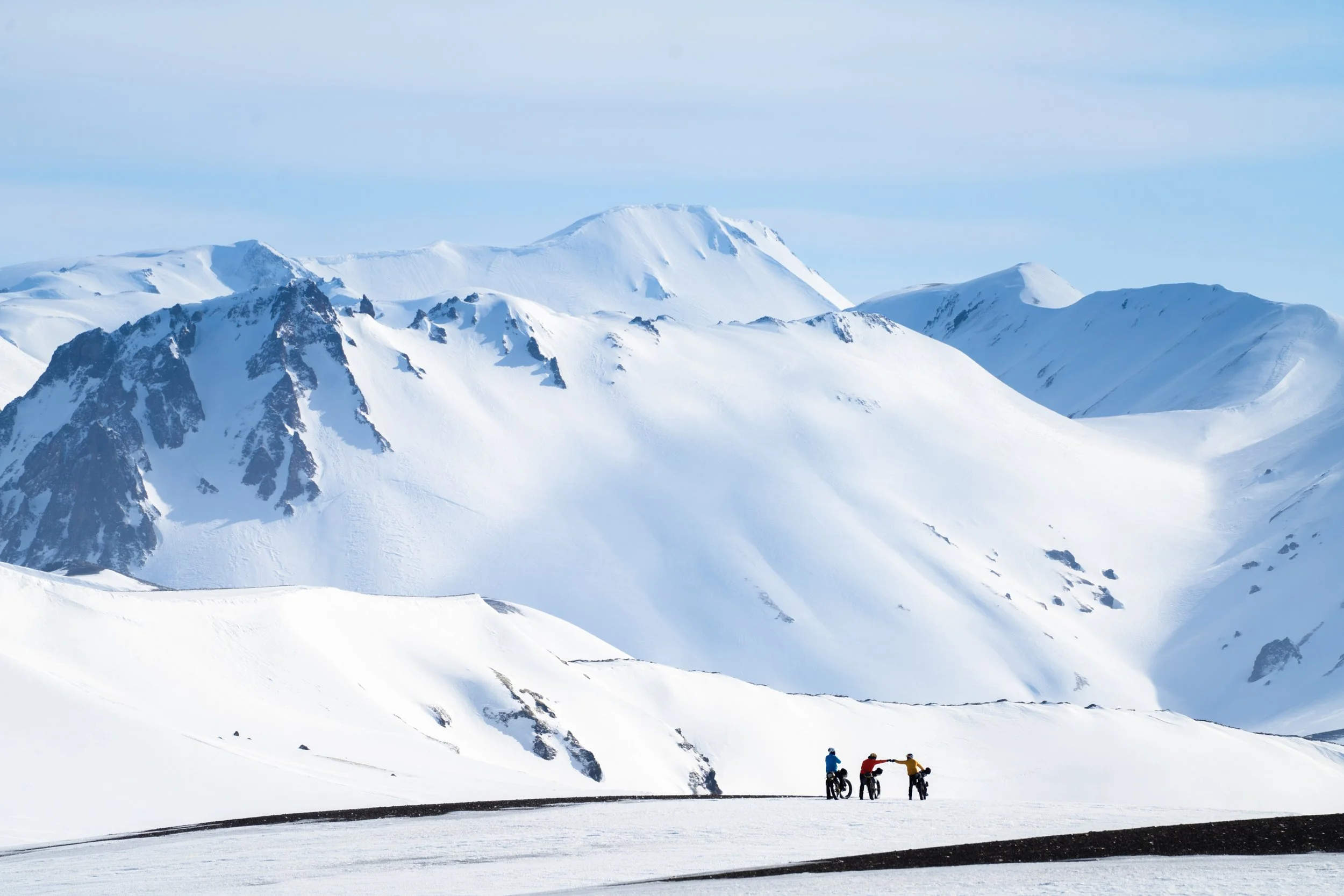  2105 was a stills and video project for Redbull, Sony Xperia, POC sports, Chamois butter, fezzari bikes,  Old Man Mountain Racks, 45 North, 66North. The goal of the expedition in a winter crossing from Iceland’s most Northern point to its most south