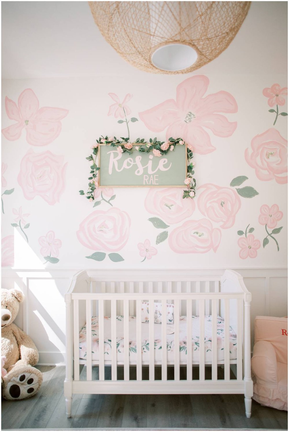 baby-girl-pink-nursery-inspiration_0002.jpg