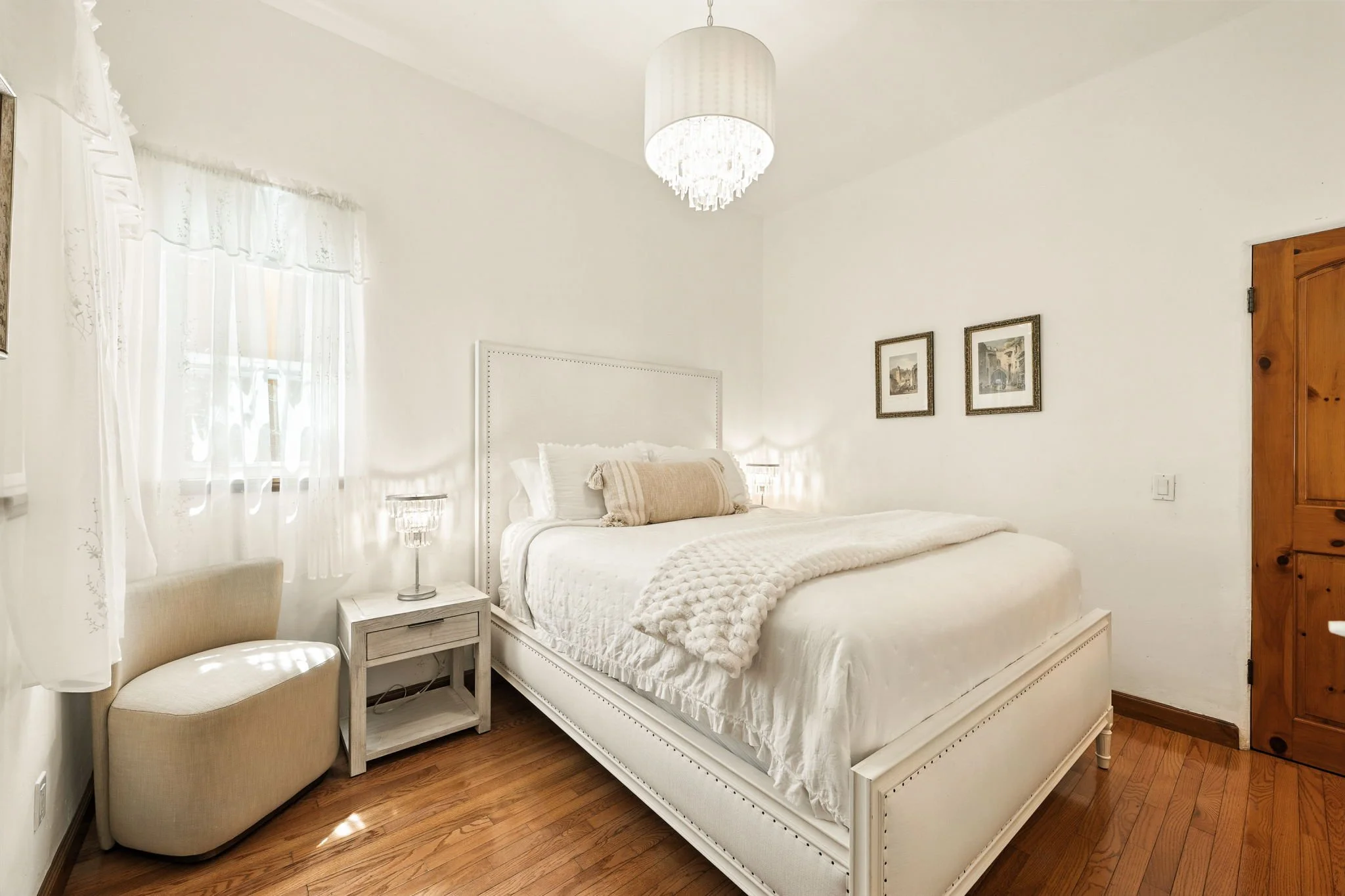 7-web-or-mls-201-bath-st.jpg