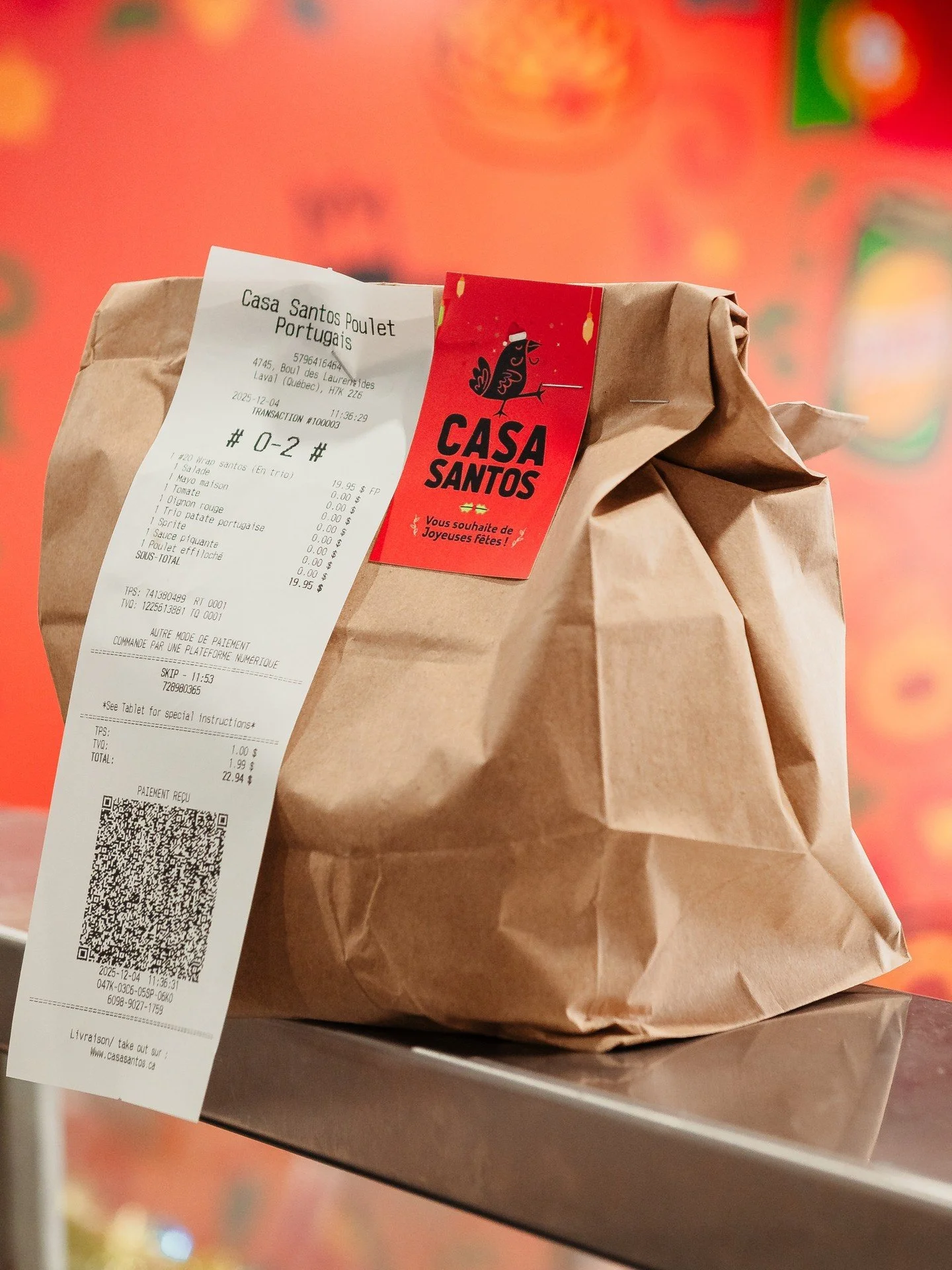 C&rsquo;est &agrave; Laval qu&rsquo;on trouve le meilleur poulet portugais. 😎

#CasaSantos #PouletGrill&eacute; #Laval #Rotisserie