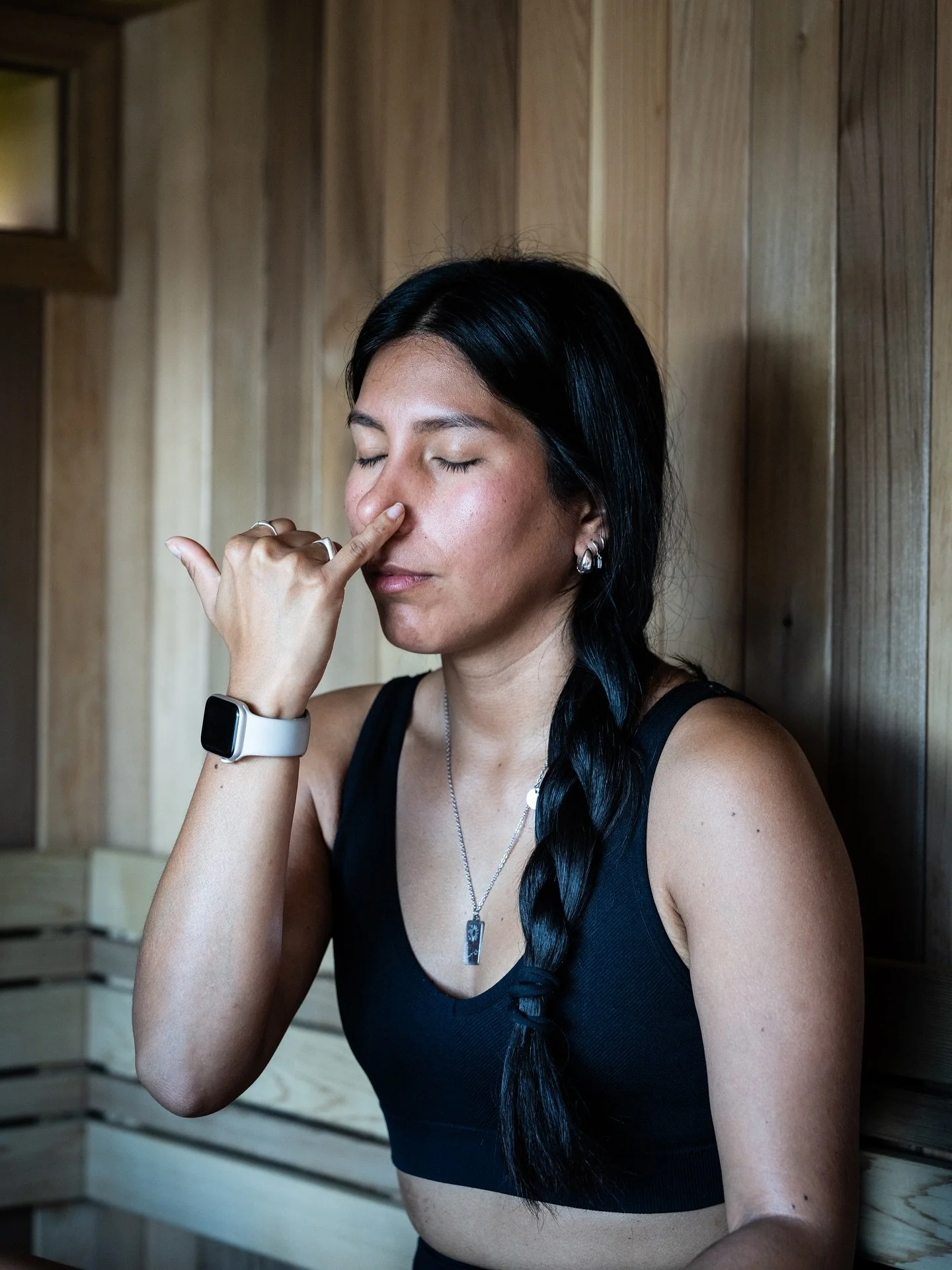 Did you know?
You never breathe through both nostrils equally.

Your body switches sides every 90, 120 minutes, a rhythm called the nasal cycle.

If you&rsquo;ve been to one of our guided sessions, you&rsquo;ve probably tried alternate nostril breath