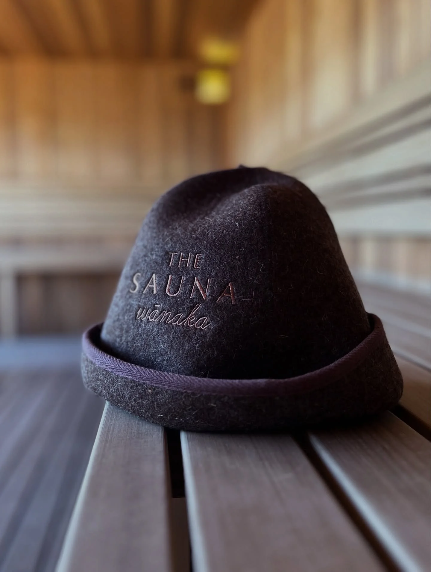 Swap the Santa hat for something your head will actually thank you for ✨ 

Our sauna hats just dropped in time for Christmas. 
The secret? They keep your head cool while the rest of you sweats it out. Longer sessions, better results. 

Order online o