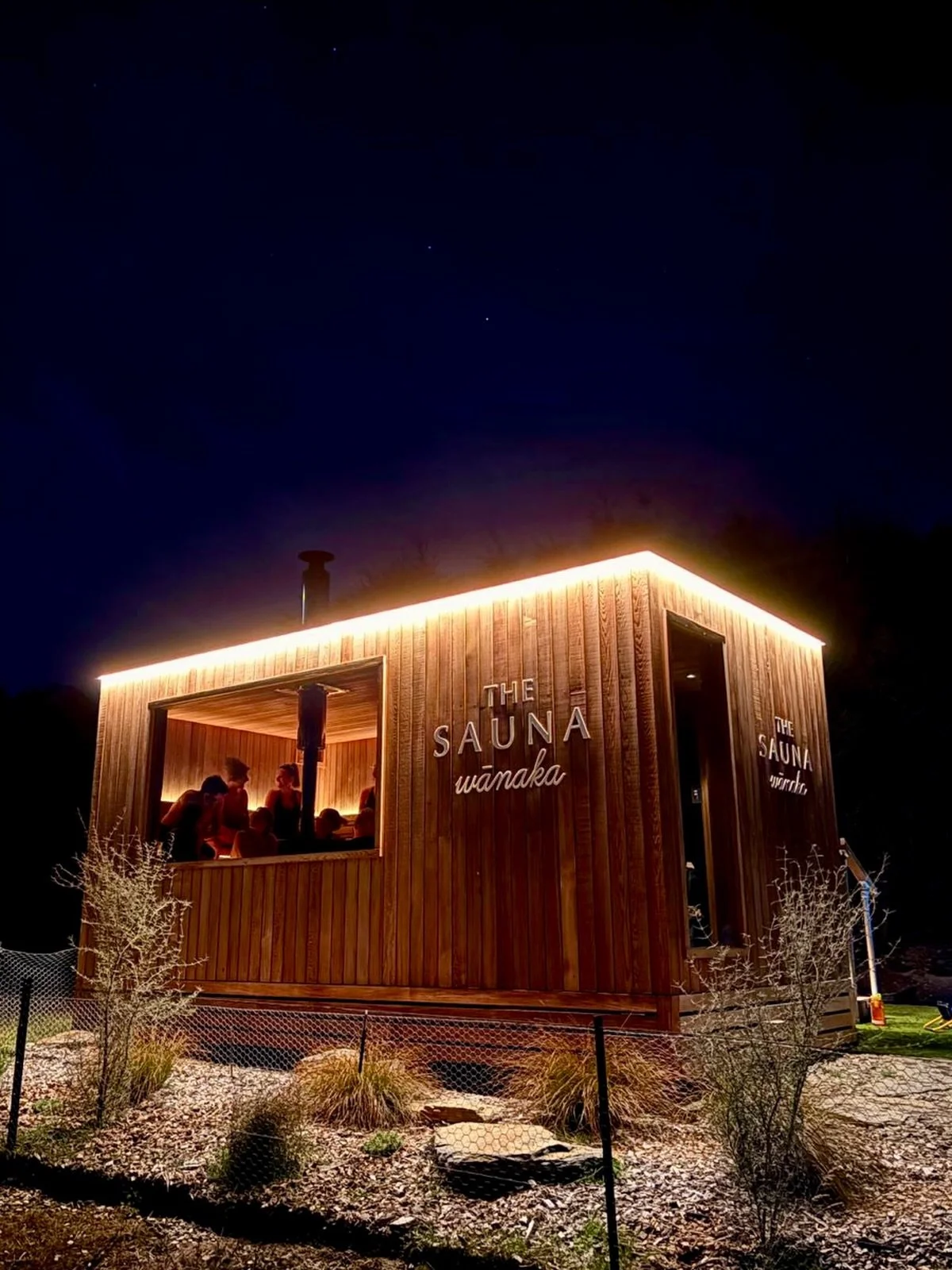 Lake Wānaka after dark hits different when there&rsquo;s a sauna glowing on the shore and your people are inside it. 

This is why we live here. ✨

📸: Kirsty behind the camera 

#saunawanaka #lovewanaka #saunalife #nzmustdo🇳🇿