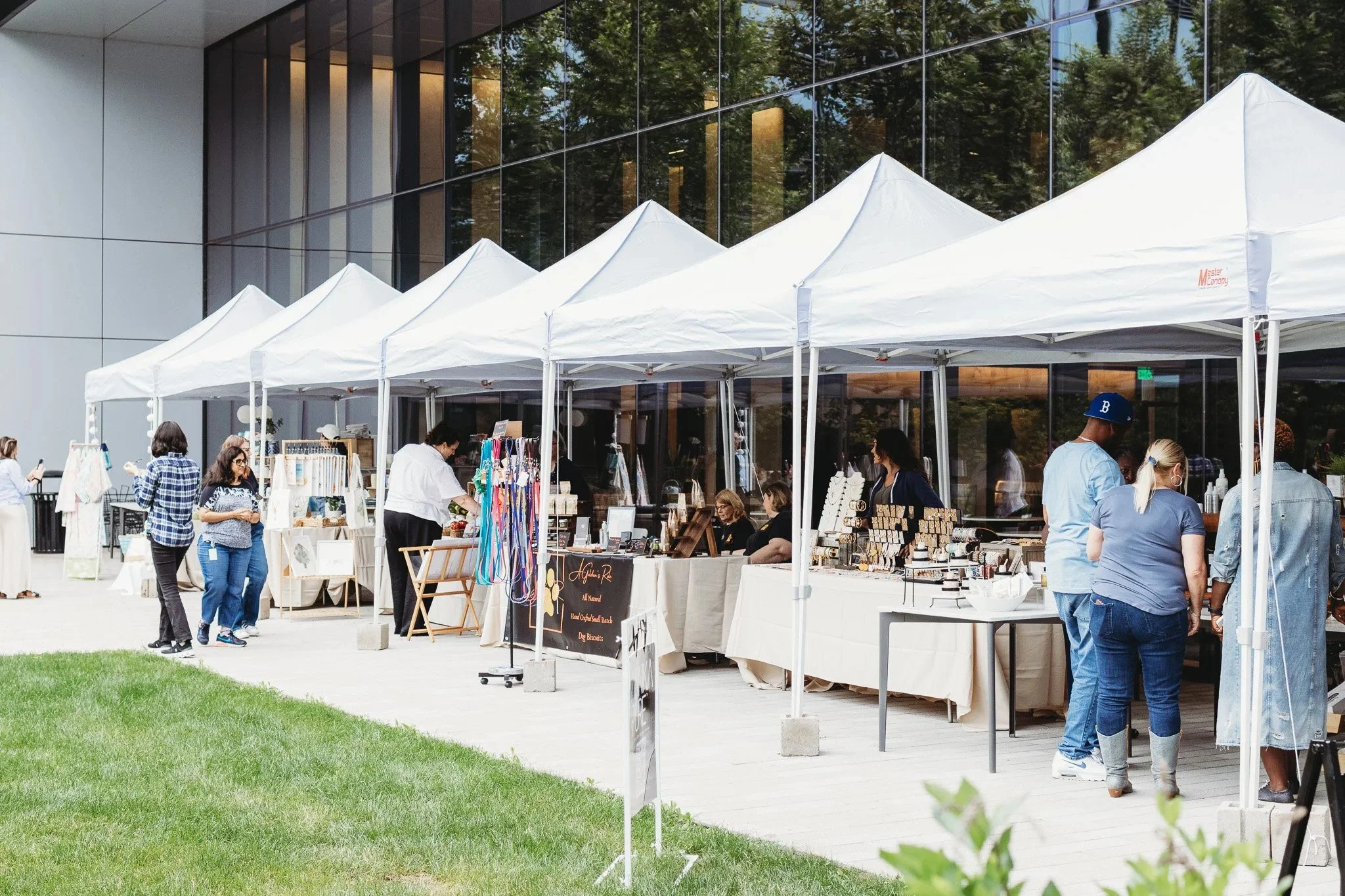 Hobbs Brook Summer Market