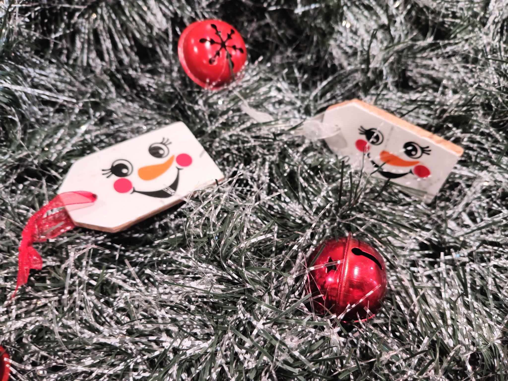 snowman tag.jpg