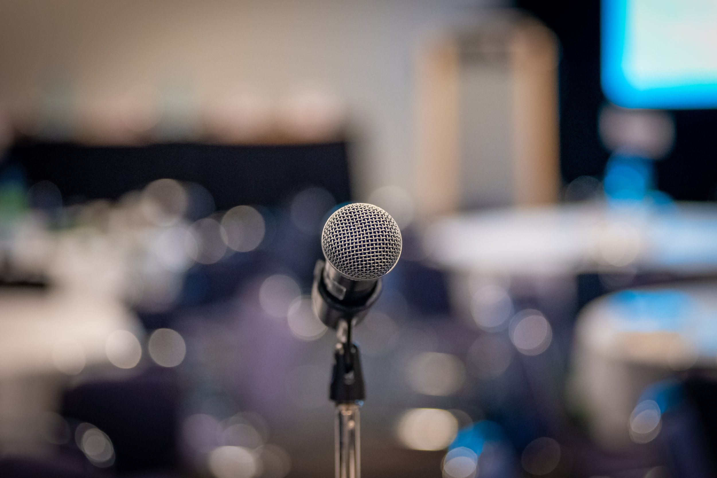 public-speaking-in-an-event-2022-10-31-23-48-13-utc.jpg