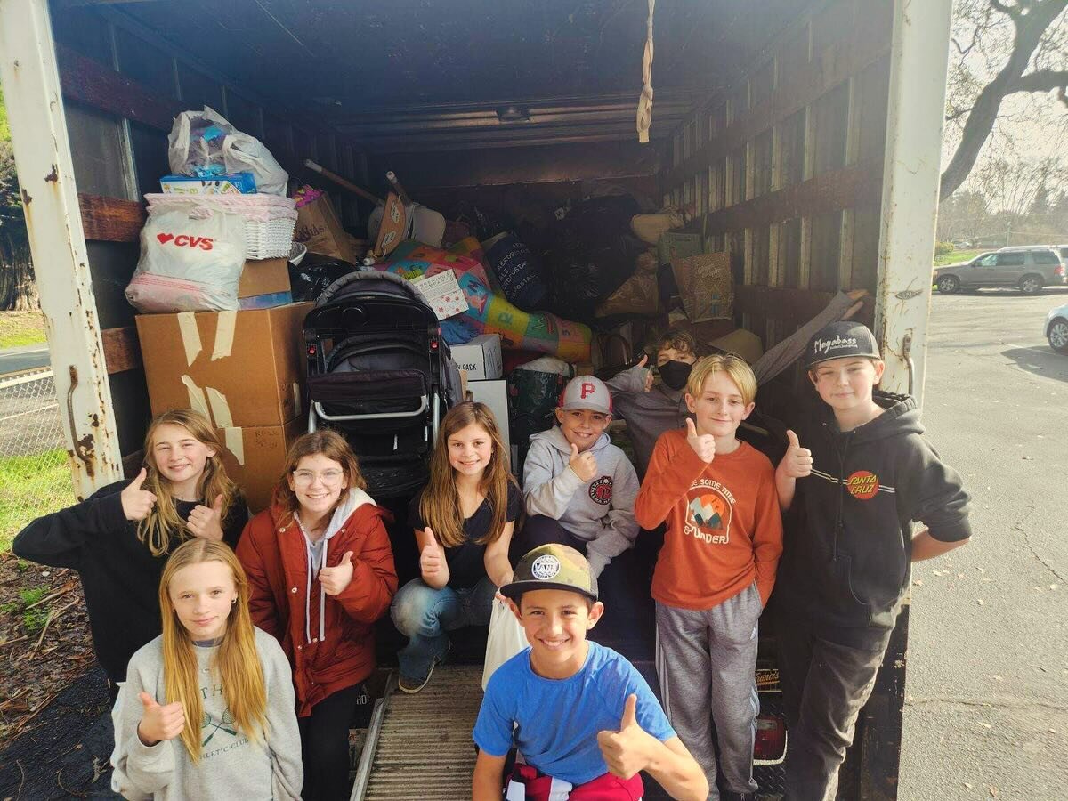🌟Wilson Elementary School rocked our recent donation drive, filling not just one but TWO trucks with community generosity! 🚛 Huge kudos to Mrs.Pologeorgis&rsquo;s 5th grade class for their outstanding efforts. The $750 check we presented will fund 