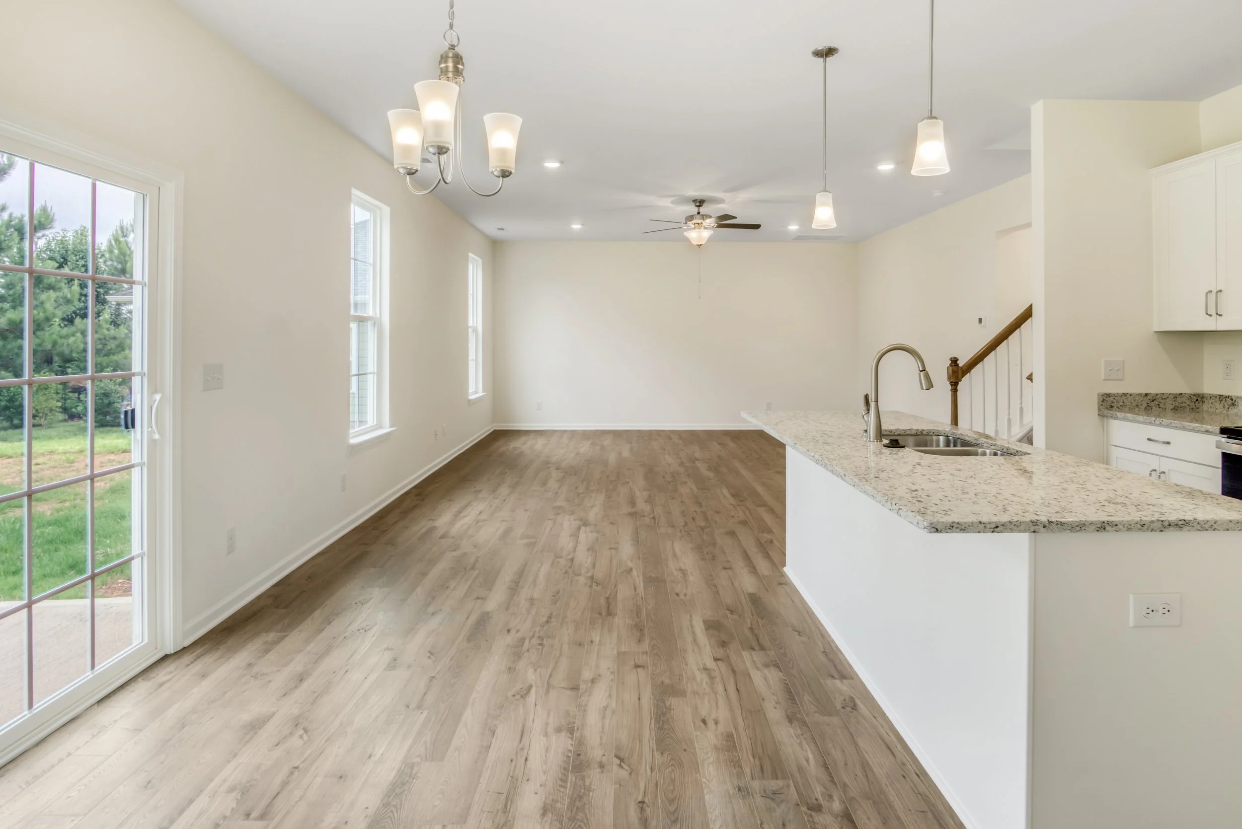 13-138 Fleming Dr-13.jpg