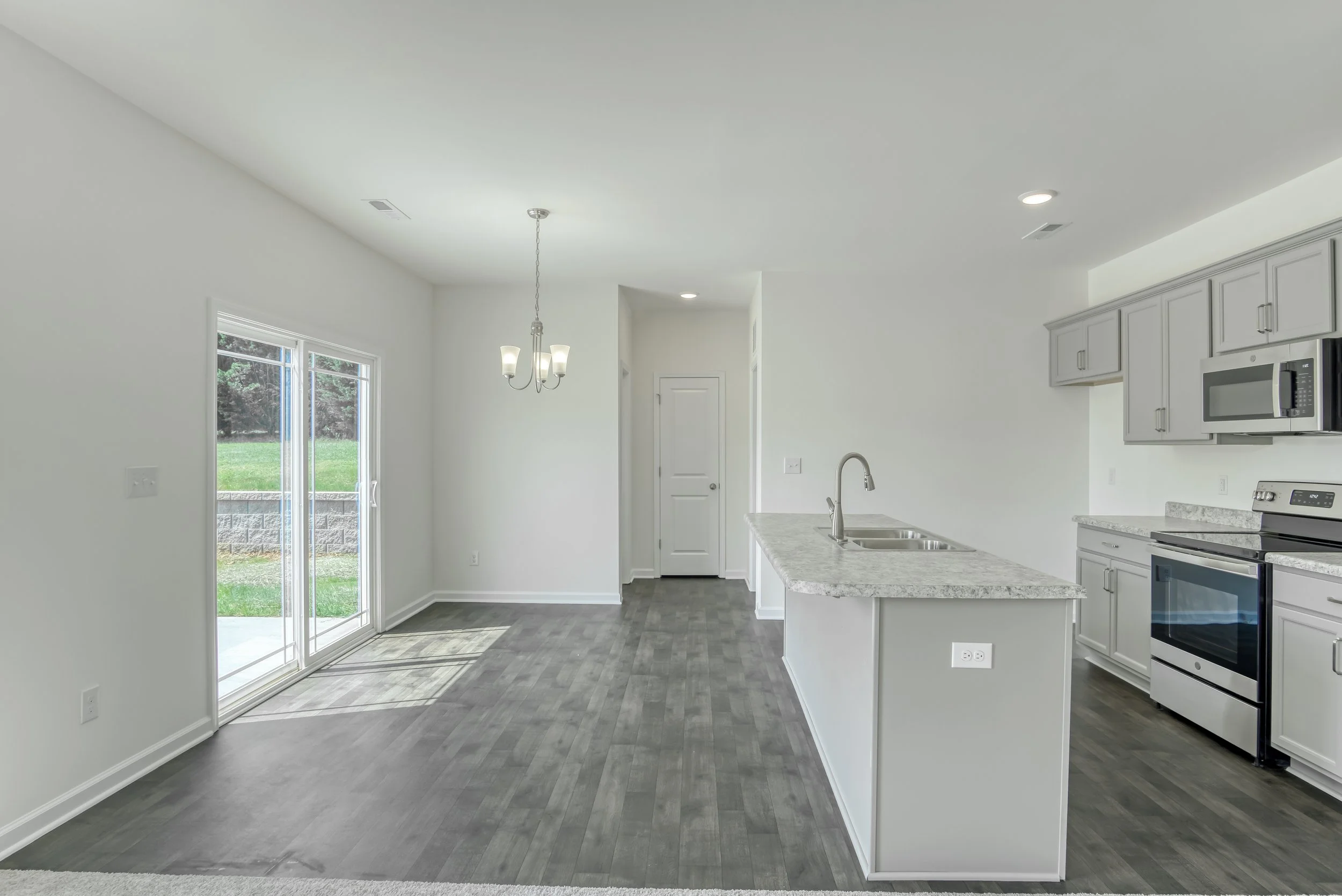 13-186 Wedge View Way-13.jpg