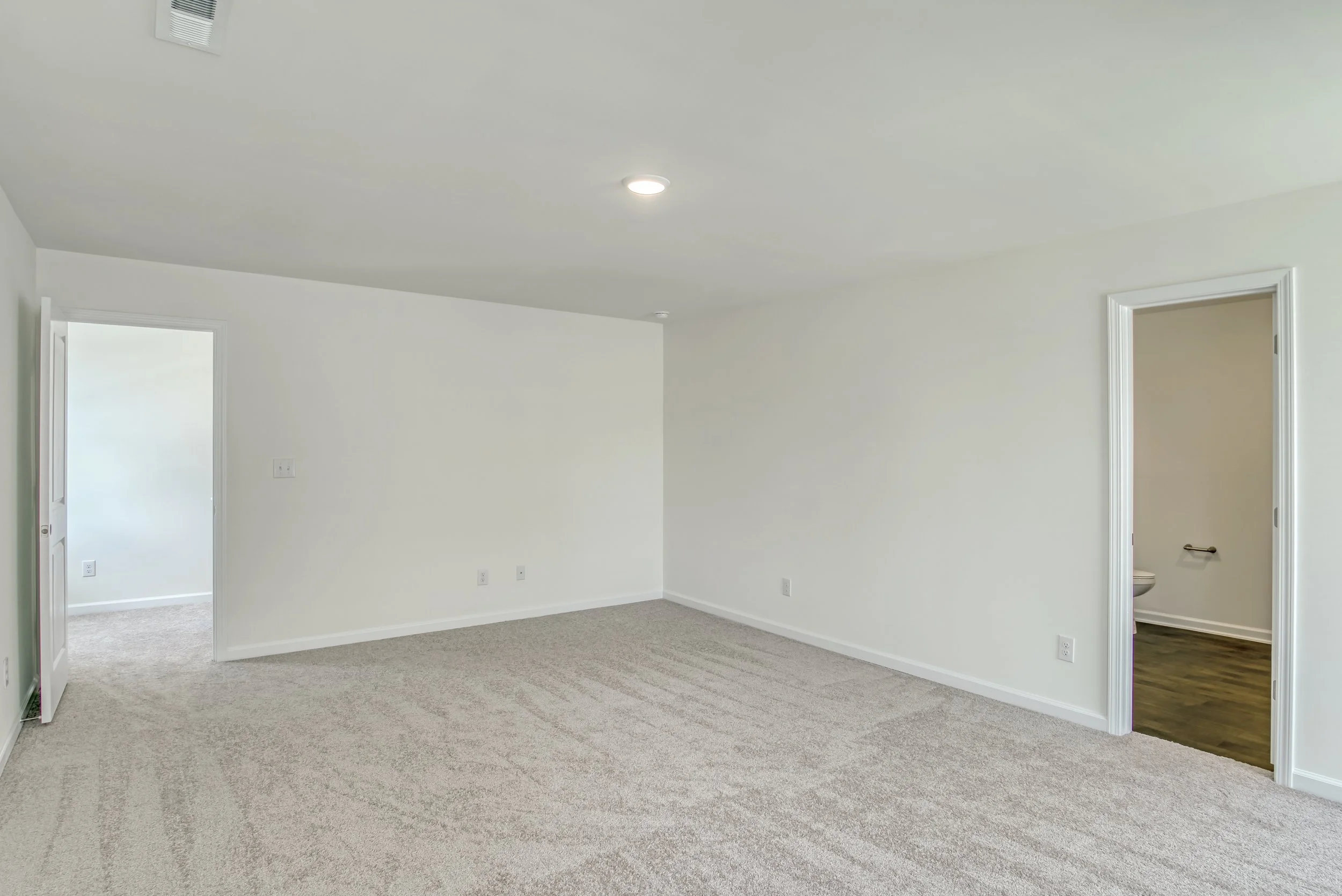 23-186 Wedge View Way-23.jpg