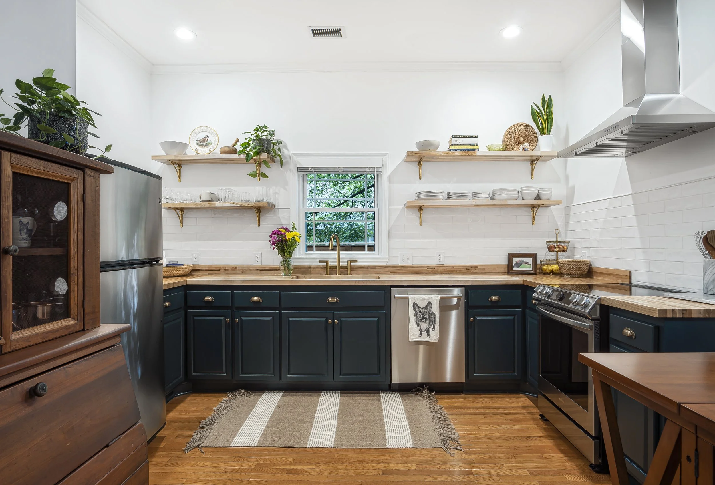 profphoto_3007Yadkin_Kitchen2.jpg