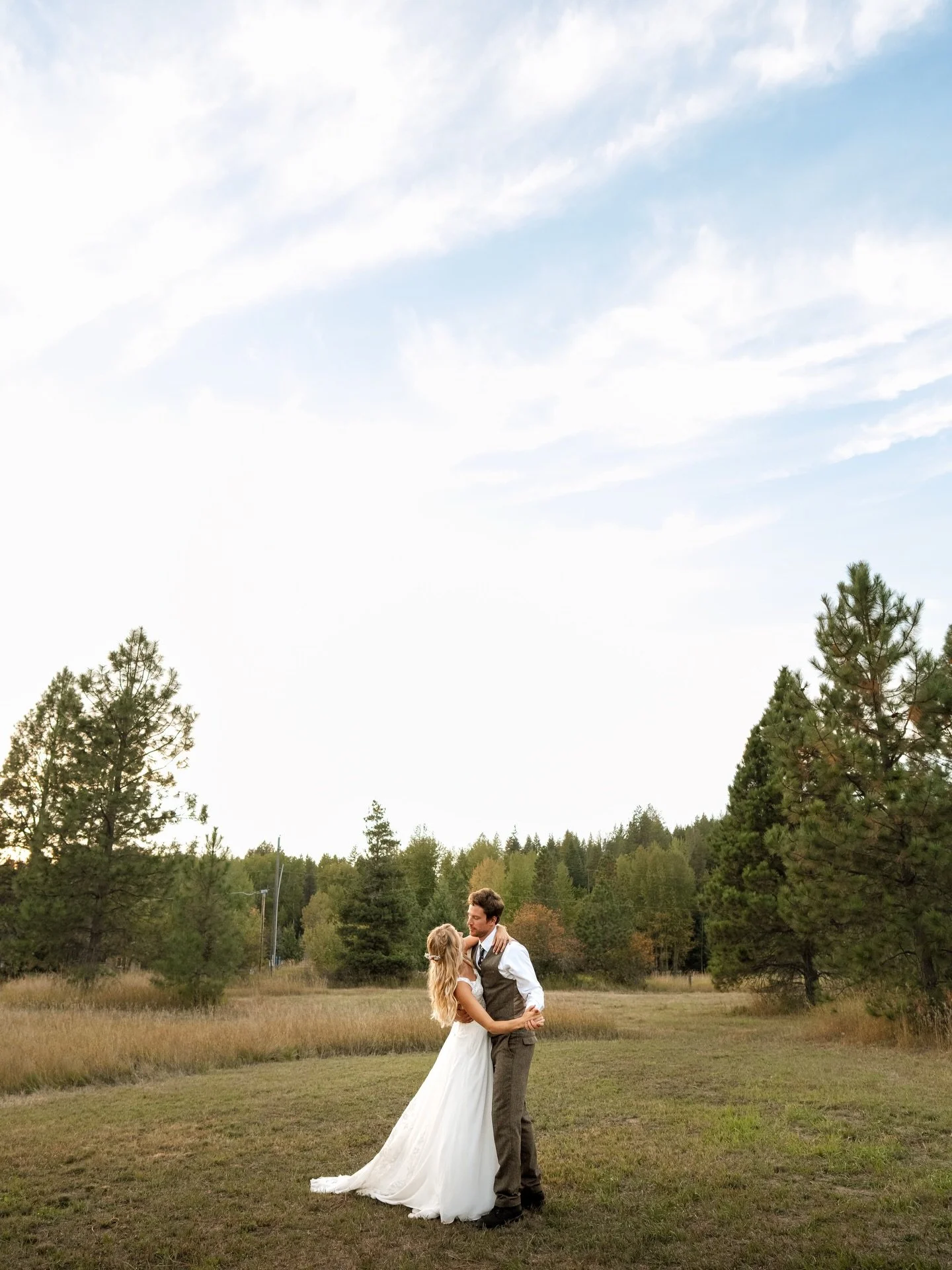 Missing those long summer days ☀️ #2026bride #engaged #weddingphotographer #coeurdalene #idahobride #montana #montanabride