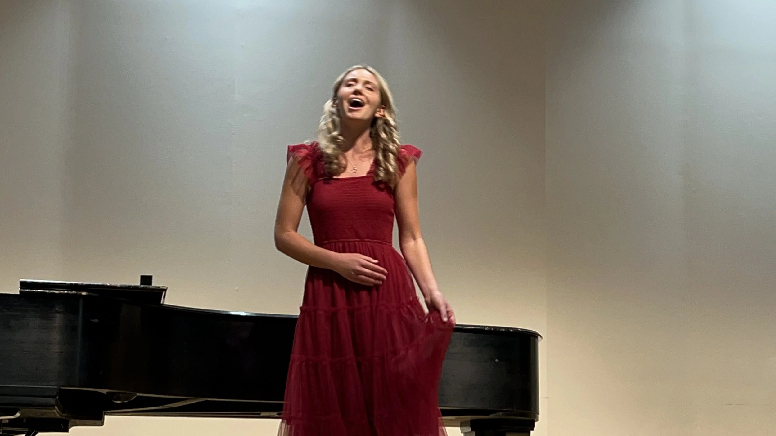 Third Year Post High School Upper Classical Treble Voices Winner: Arabella Lilleslatten