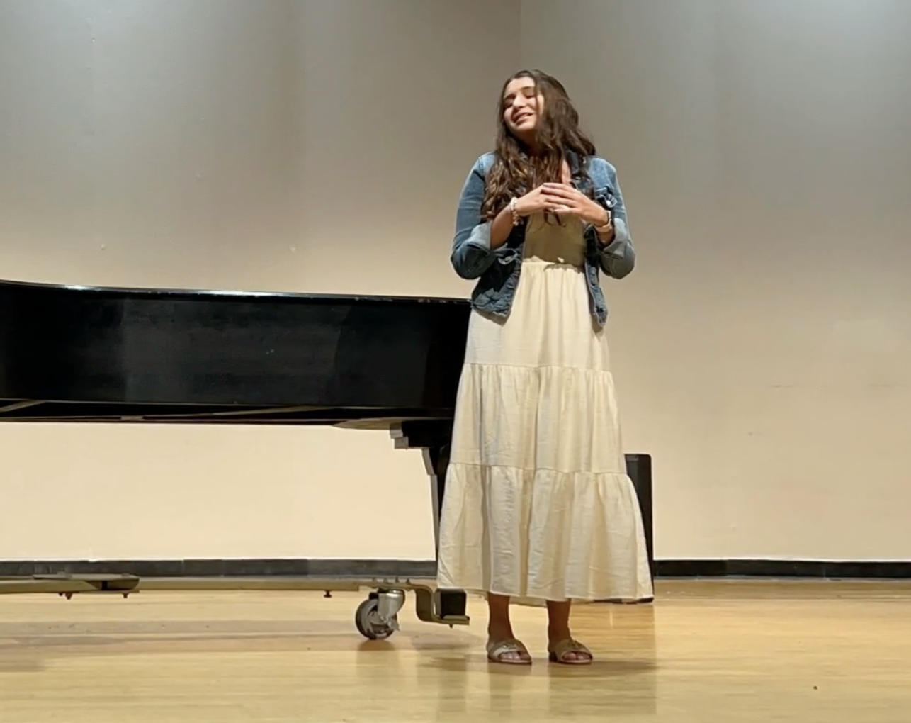 Youth Musical Theatre Winner: Sophia Gil