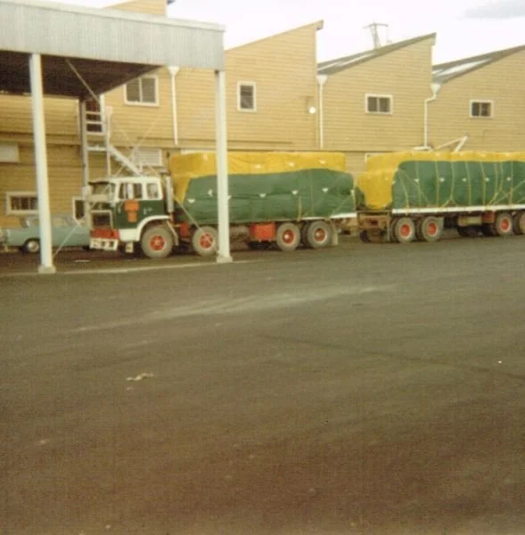 loaded-freight-truck.jpg