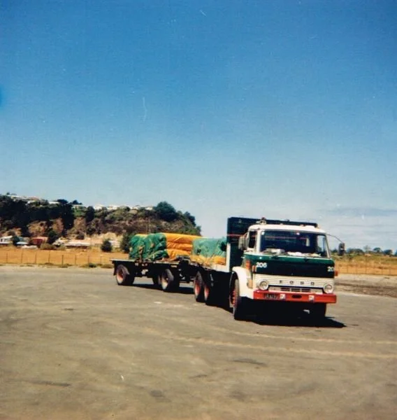 206-loaded.jpg