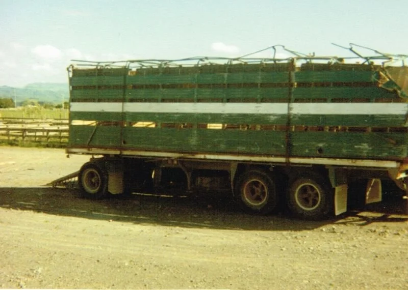 Crashed-trailer.jpg