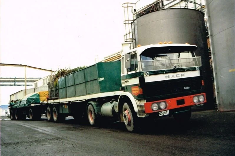 Fregiht-Truck-at-Port.jpg