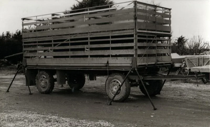 old-stock-trailer.jpg