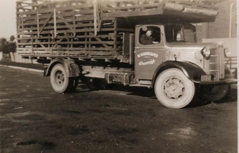 old-stock-truck.jpg