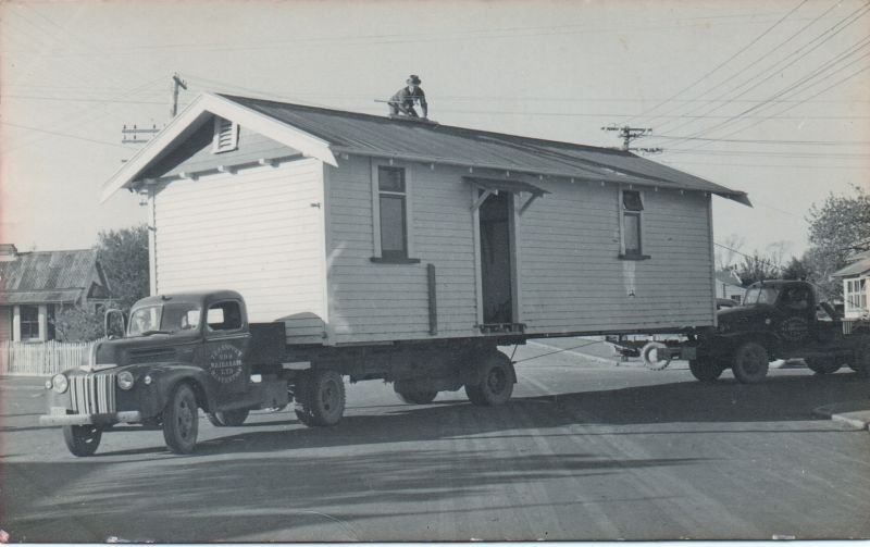 House-moving.jpg