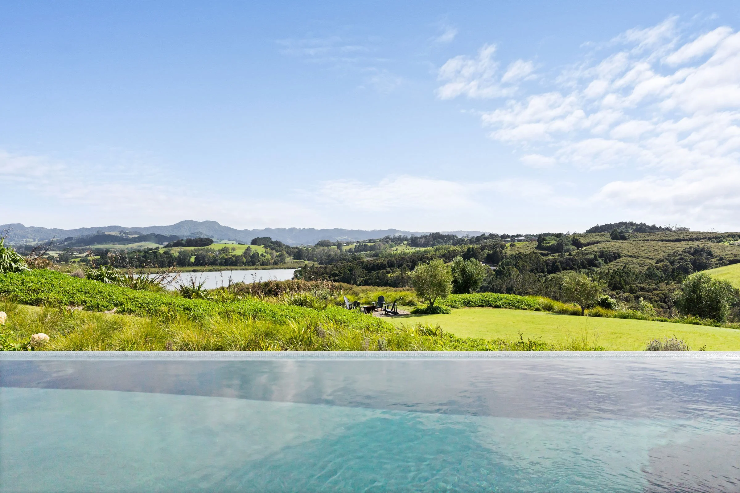 bluestone-estate-pool-luxury.jpg