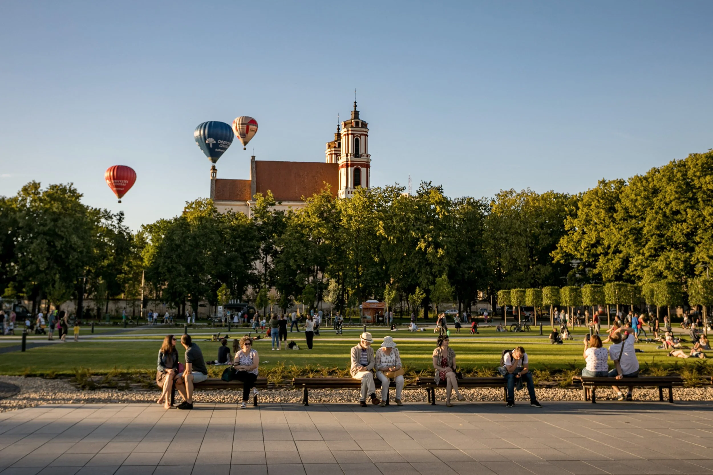 GoVilnius-Summer-Hot-Air-Balloons-Lukiskes-Square-Saulius-Ziura-VMS-2018 (1).jpg