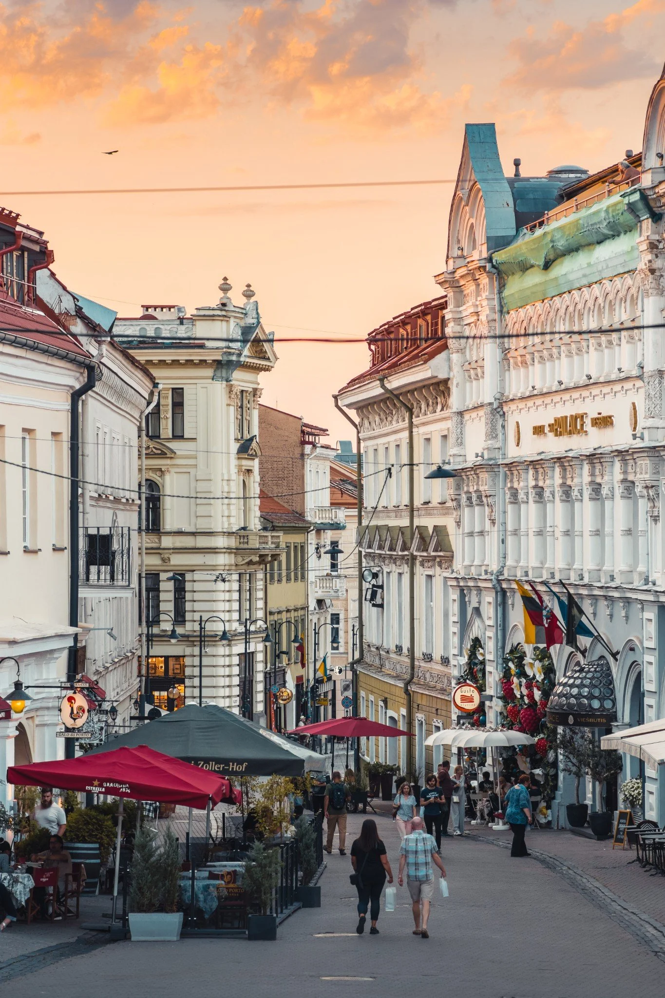 8-GoVilnius-OldTown-GoldenHour-GabrielKhiterer-2023 (1).JPG