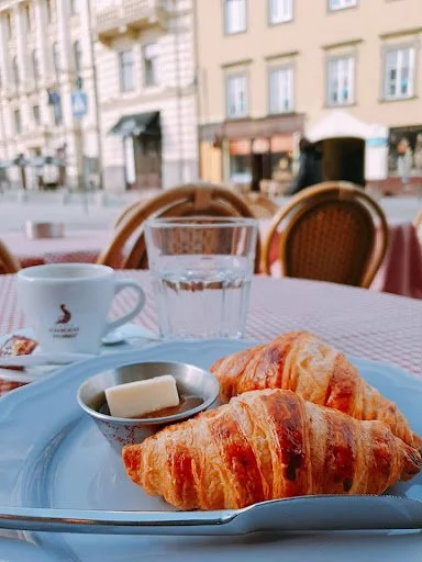 croissant vilnius.jpg
