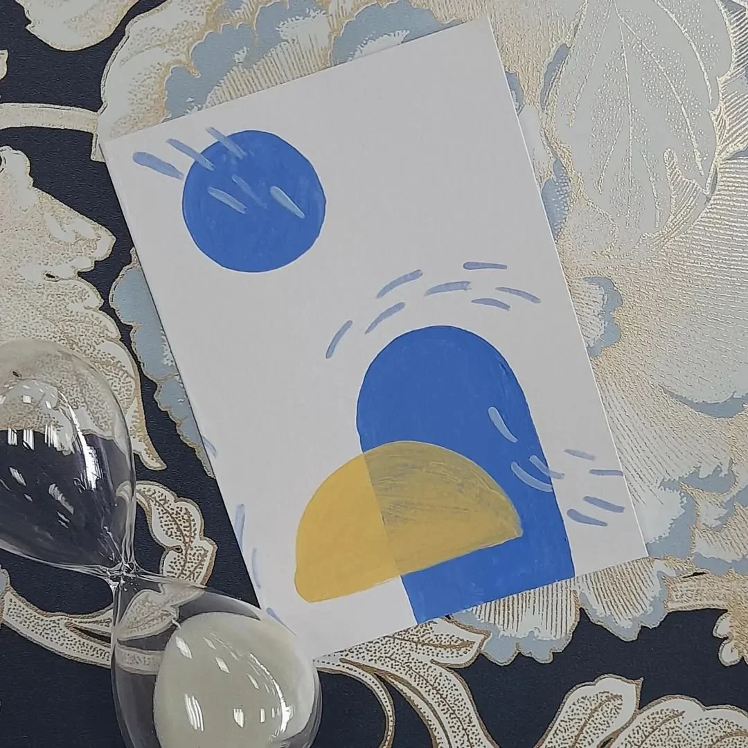 I love simple shapes, the pure geometry of paint on paper 🖌️

#yourscordially #nzart #painting #happymail #handmade #paint #acrylicpainting #stationeryfinds #stationery