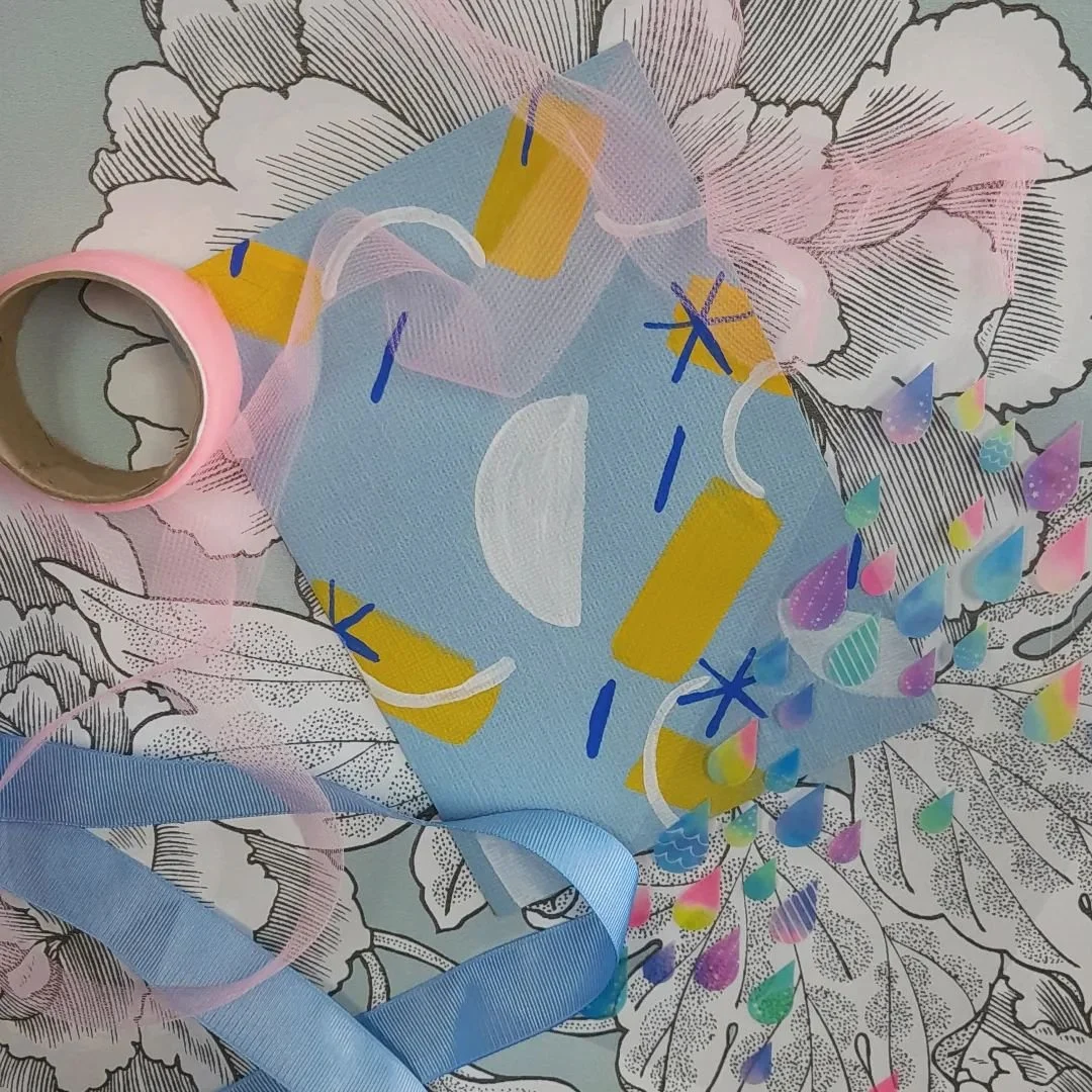 I love painting these patterns so much! Life's treasures always seem to be in the simple moments of creativity 🌸

Slow down today, breathe, and cherish the everyday beauty that surrounds you ❤️

#simplejoys #yourscordially #paperlover #painting #gre