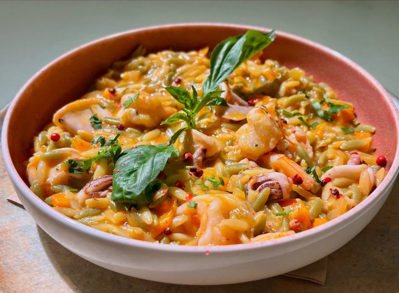 Karma Greek Restaurant in Oia: One of our most peopler dish - SEAFOOD ORZO