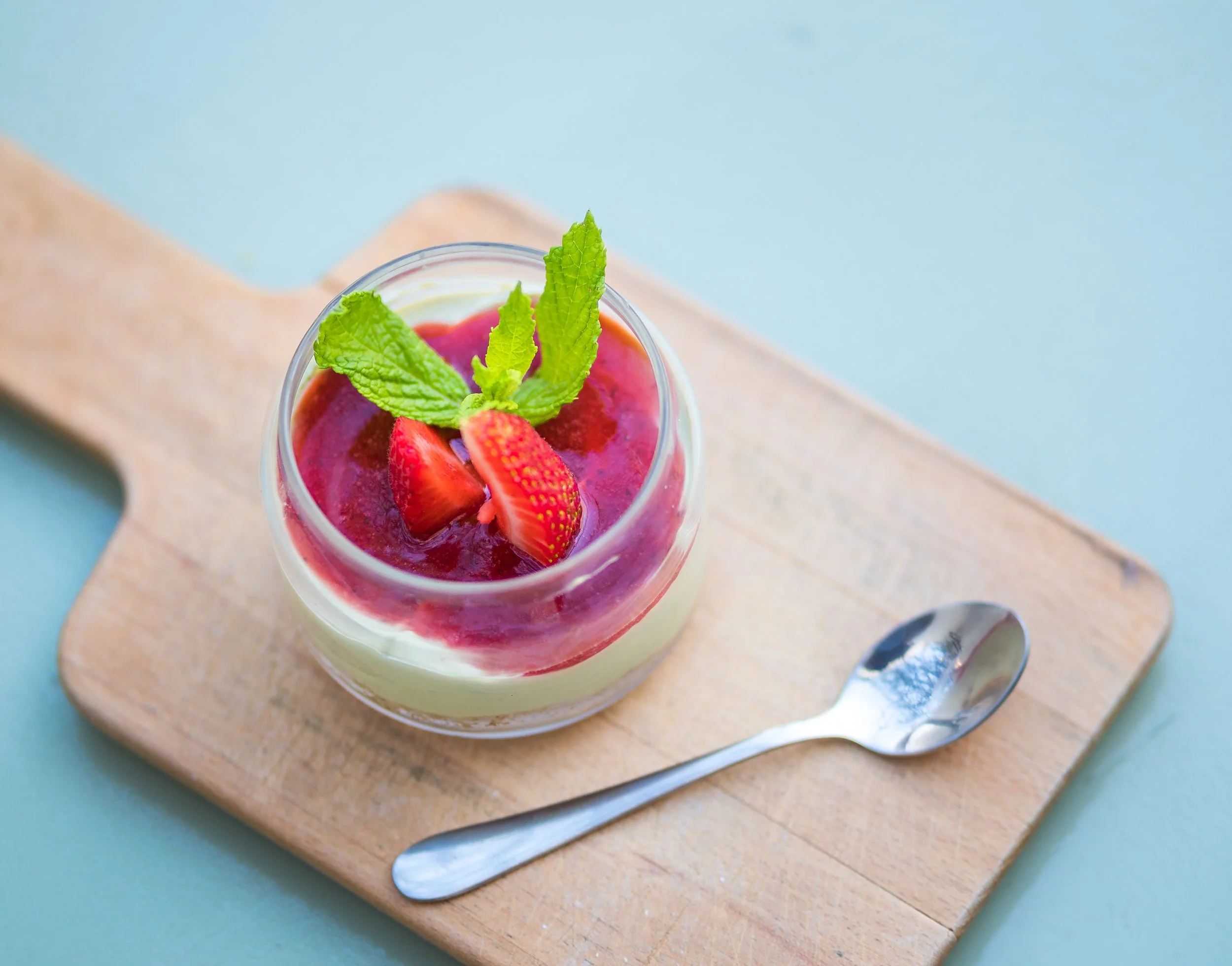 Fresh and flavourful Greek food served at Karma Greek Restaurant in Oia, Santorini. Guests can enjoy traditional recipes, quality ingredients and warm Greek hospitality in one of Oia’s inviting local restaurants.