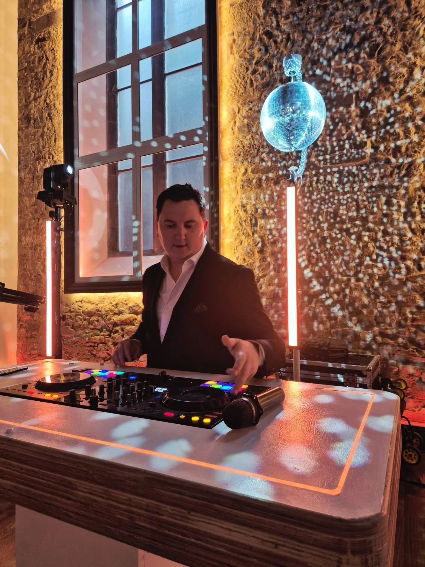 What a venu @virginhotelsedi 
Great evening DJing for Ryan and Rab 🙌🏻🎧