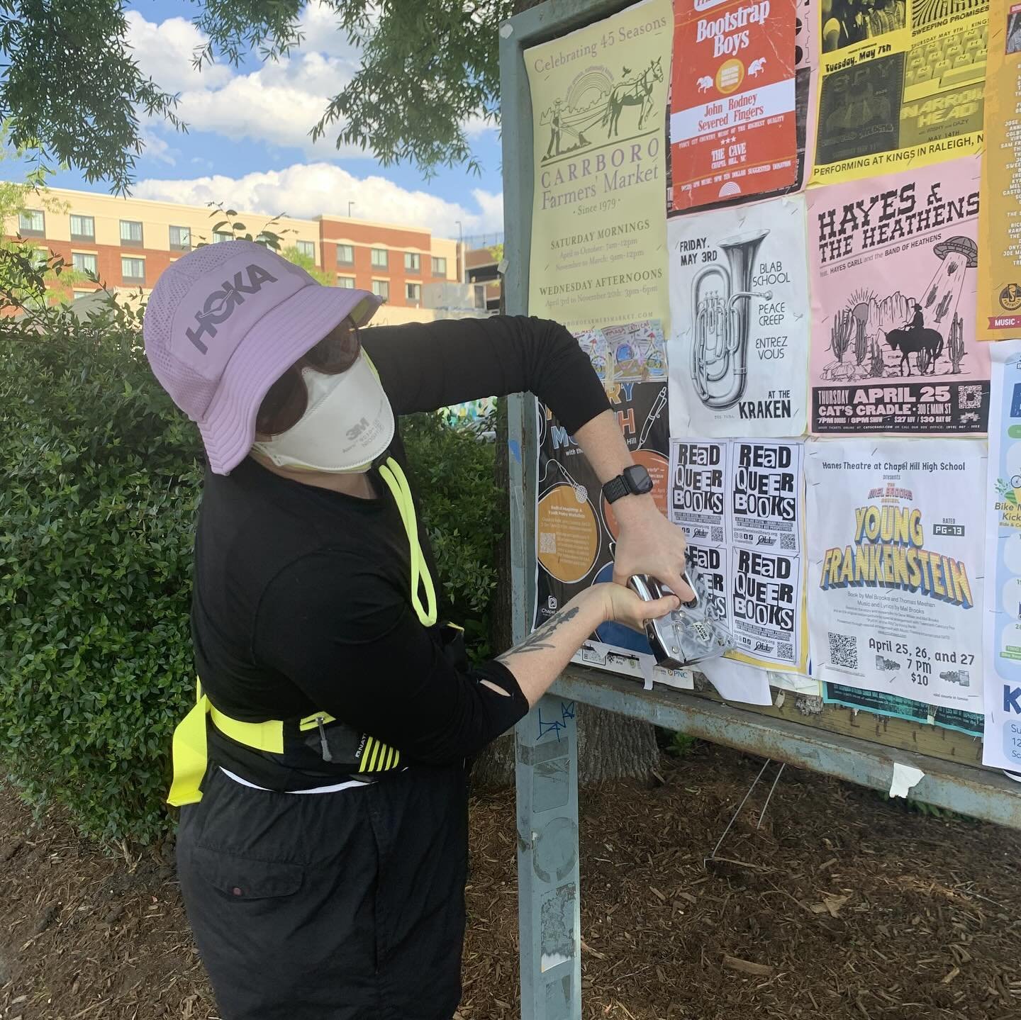 our web designer @uxmaxburns out in their community spreading the word about QLL!

printable pdf flyers available at 🔗 https://tinyurl.com/QLL-flyers

have you dropped QLL flyers at your local haunts? snap a pic and tag us! &lt;3
