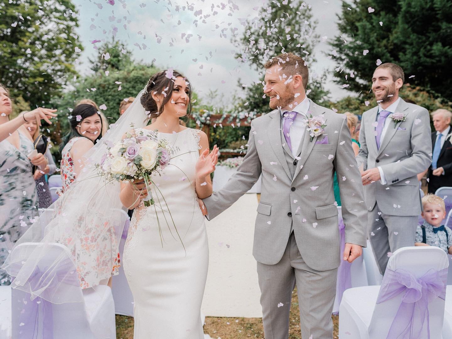 Yaz and Josh totally crushed the confetti shot at their outdoor ceremony at the @abbeysandshotel in Torquay. 💫 It was pure confetti madness, like a freakin' party explosion! 🎉

Big props to Yaz and Josh for bringing the confetti party to a whole ne