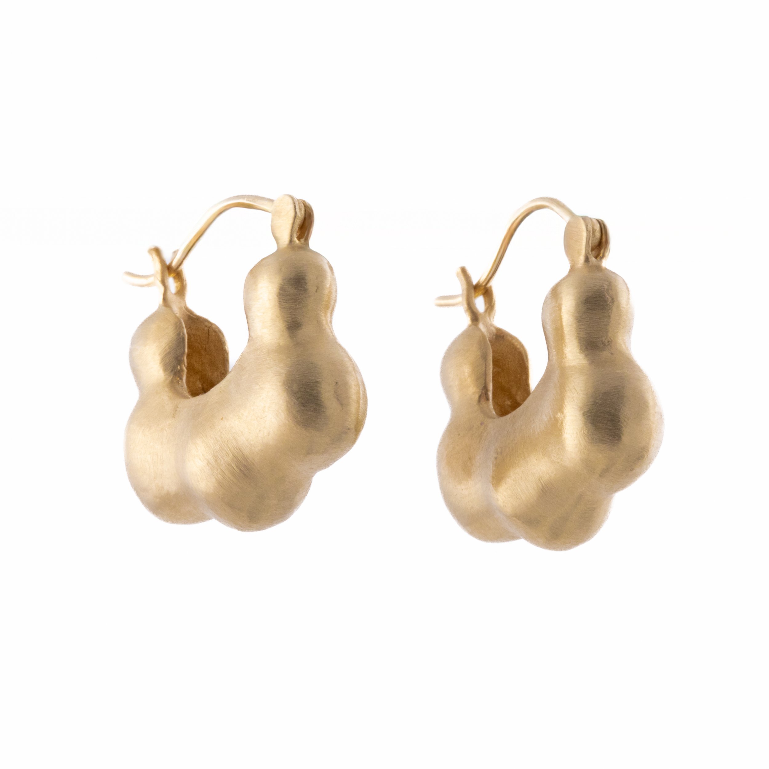 LisaZiff-Kusama Hoops side.jpg