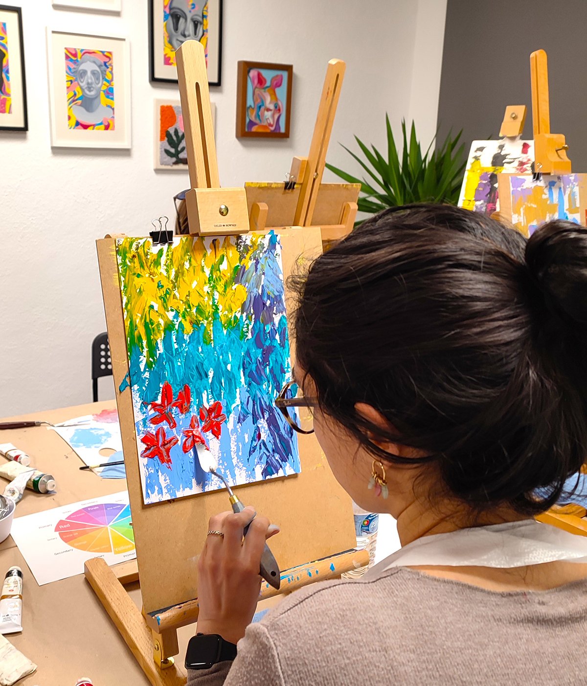 Abstract art class in Lisbon, oil painting workshop, art studio in Lisbon, Meet Art Studio,.jpg