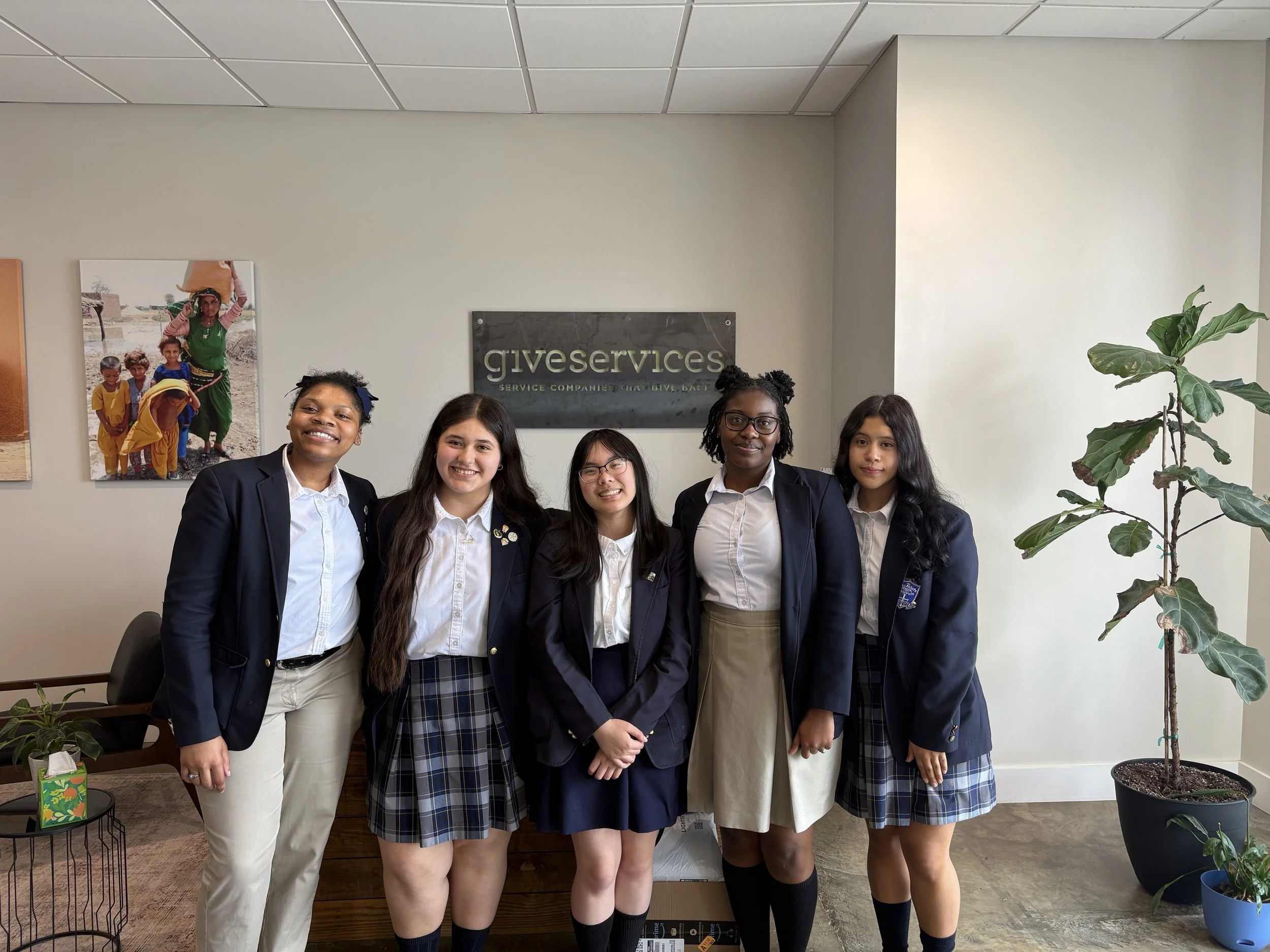 Scholars Launch Collegiate’s First In-House Uniform Store