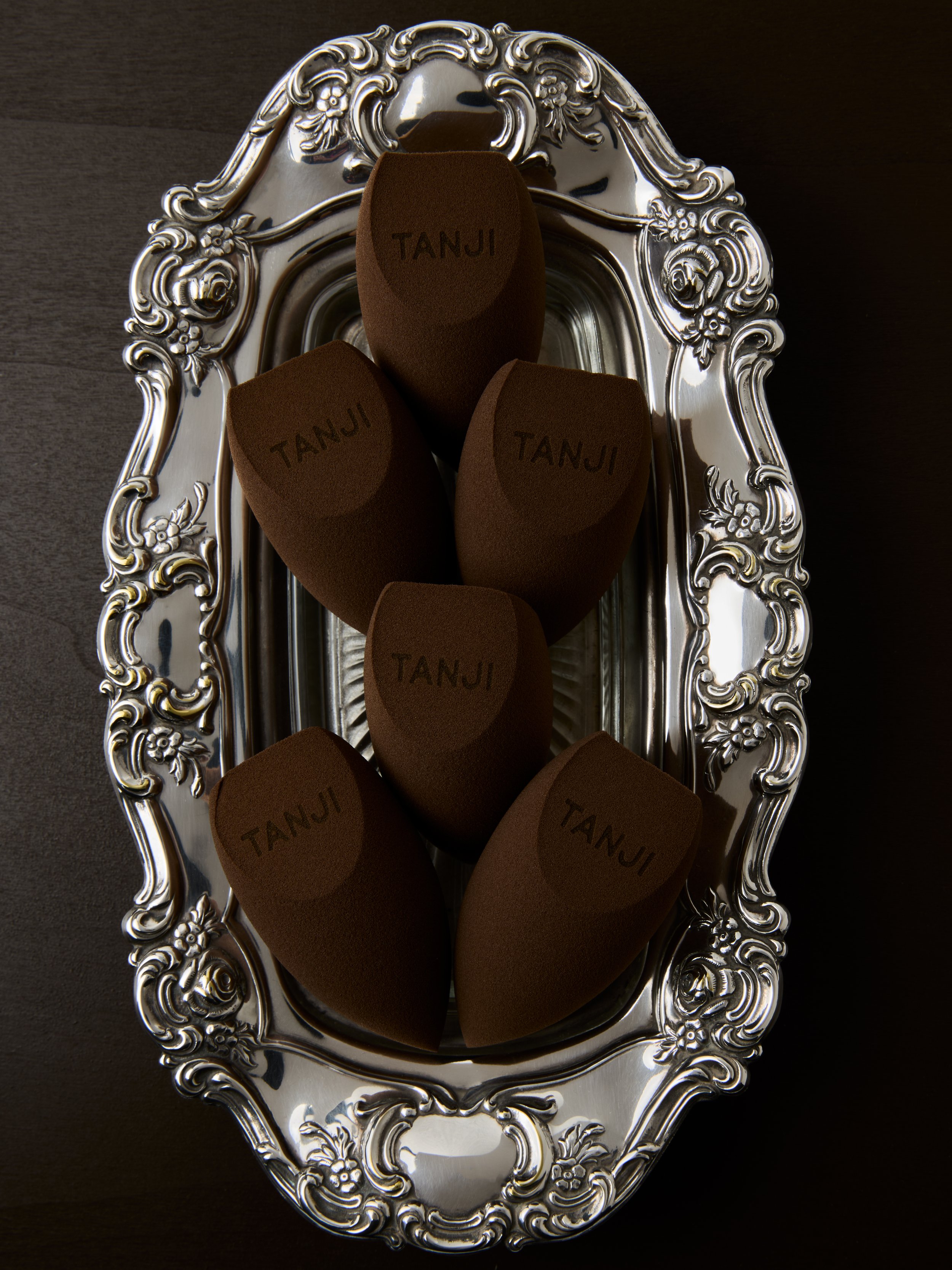 TANJI_FLAT_LAY_MAY4988_1.jpg