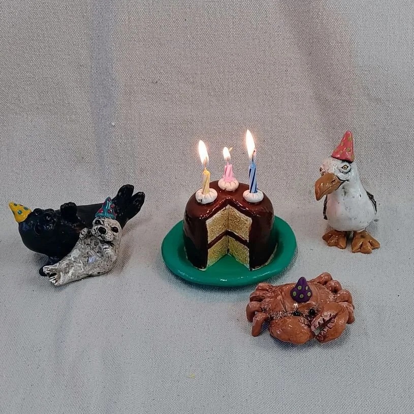 |NFS| Beach party, various colors of earthenware clay, fired to cone 05