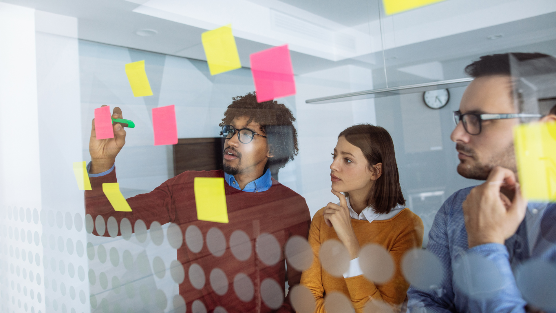 Real-Time Marketing: How to Be Relevant Without Trying Too Hard