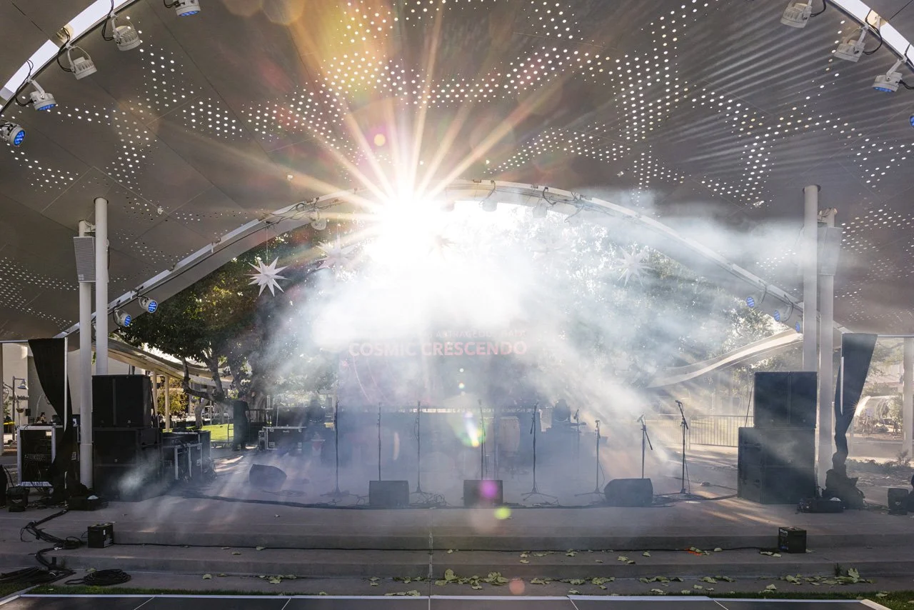 scottsdale-arts-amphitheater-stage-gala-sunlight.jpg