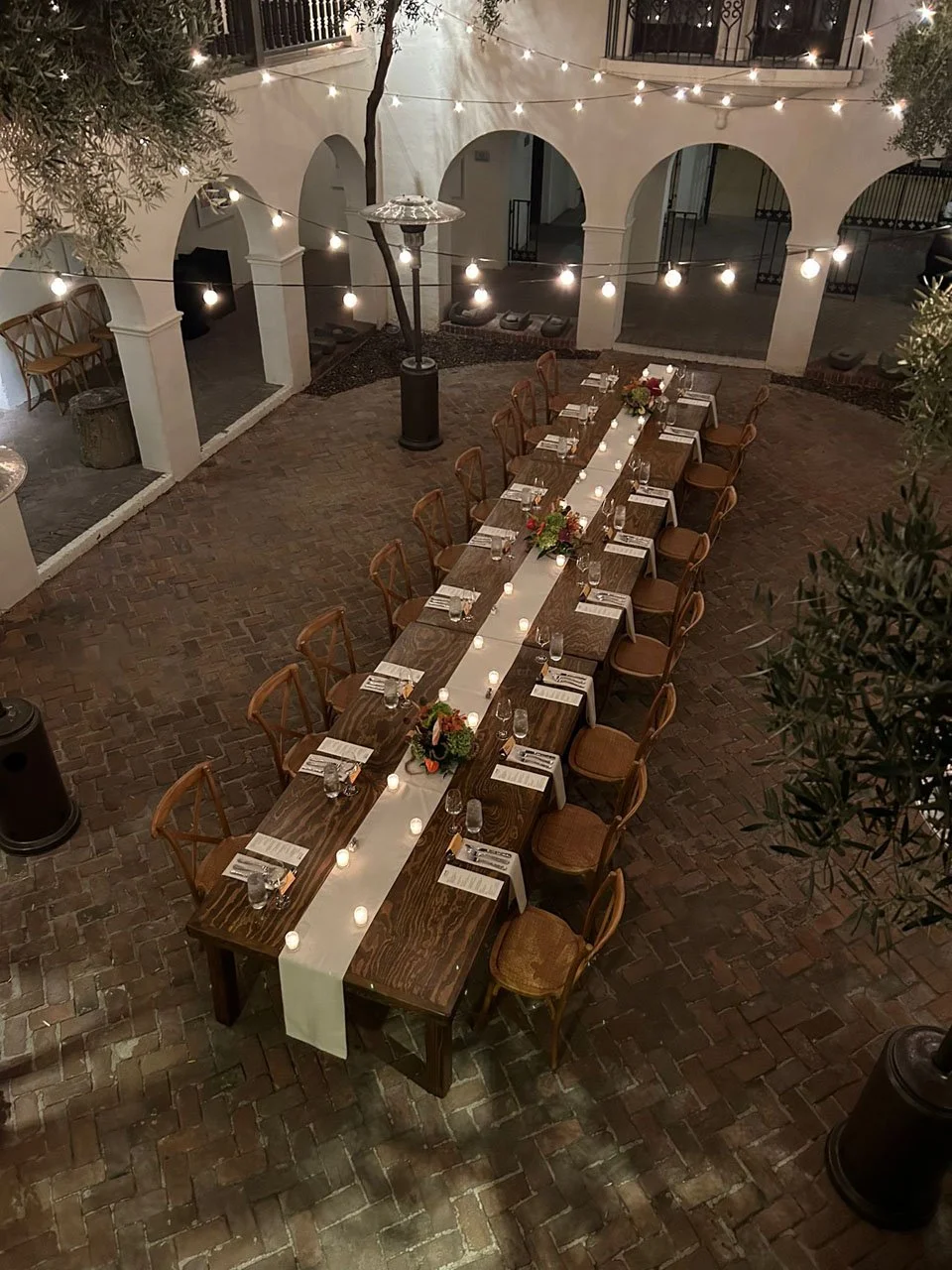 heard-museum-phoenix-guest-table-night-string-lights.jpg