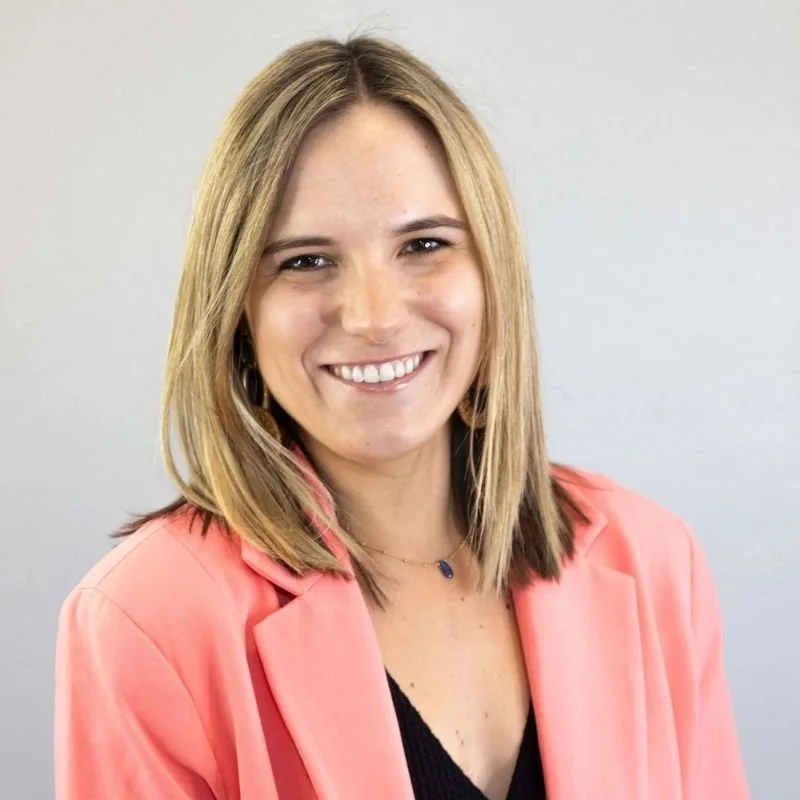 Alexis Harney, LMFT, EMDRIA-certified EMDR therapist serving adults in San Francisco and Los Angeles