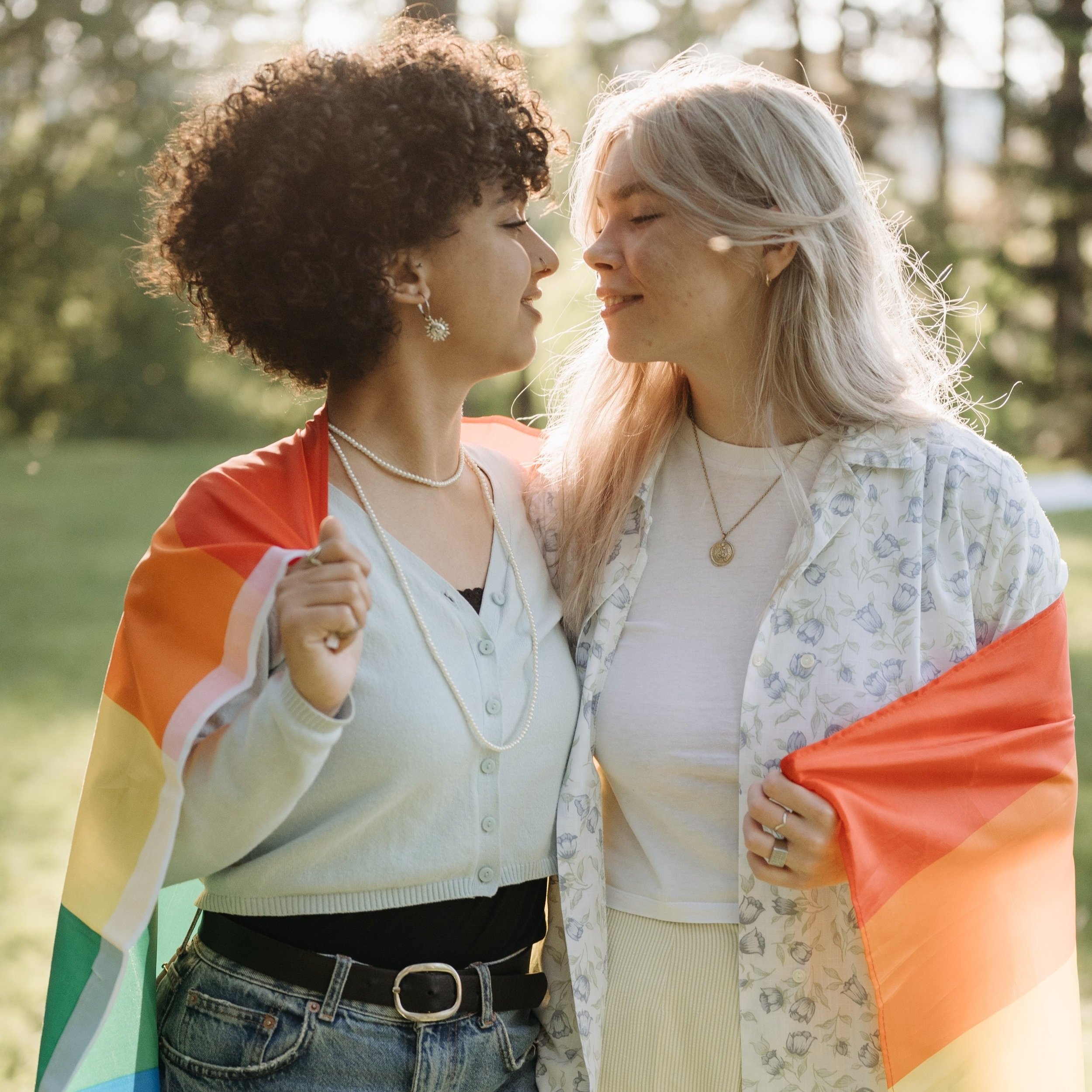 LGBT Couples Therapy: Things Your Couples Therapist Should Understand