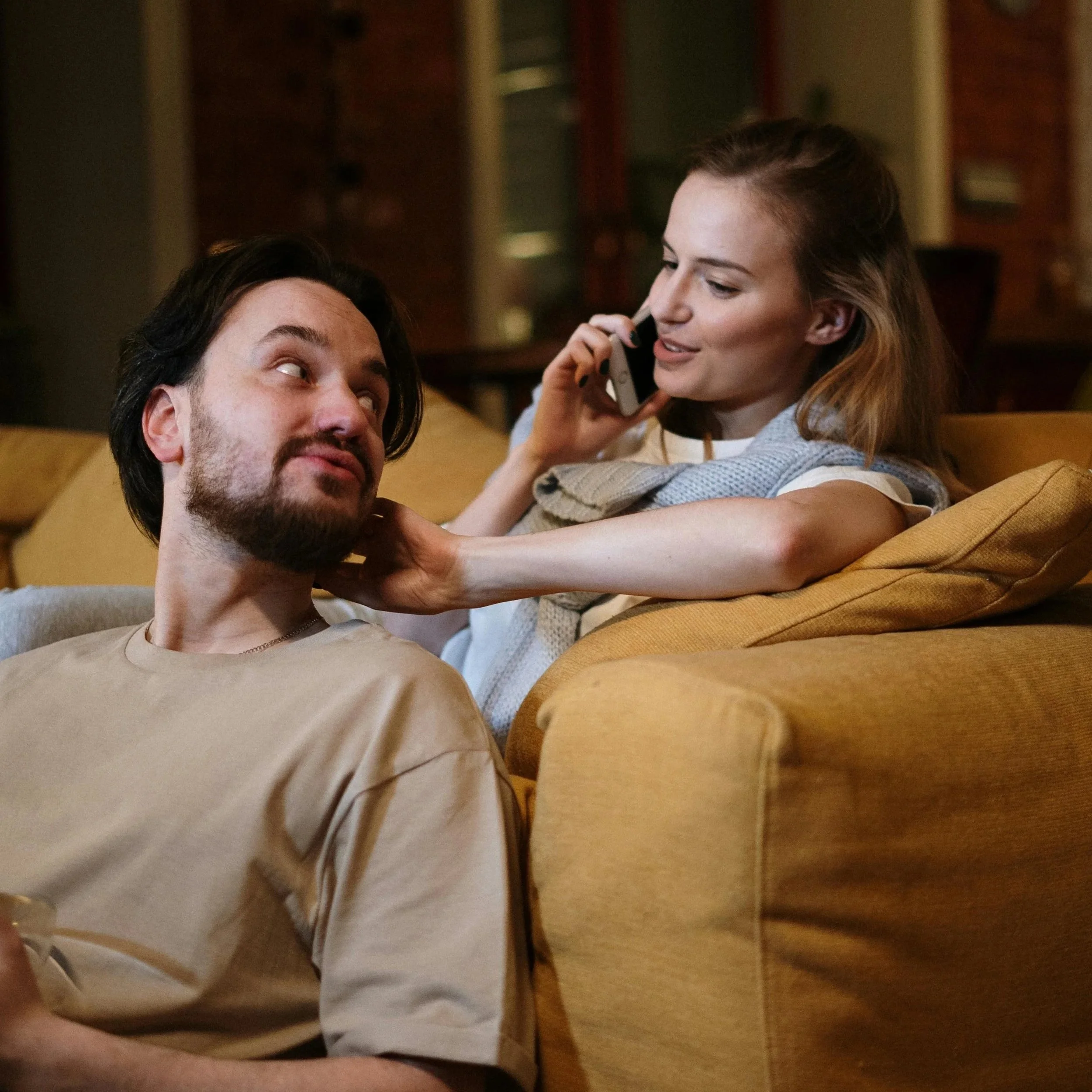 Reassurance in Relationships: When It Helps and When It Hurts