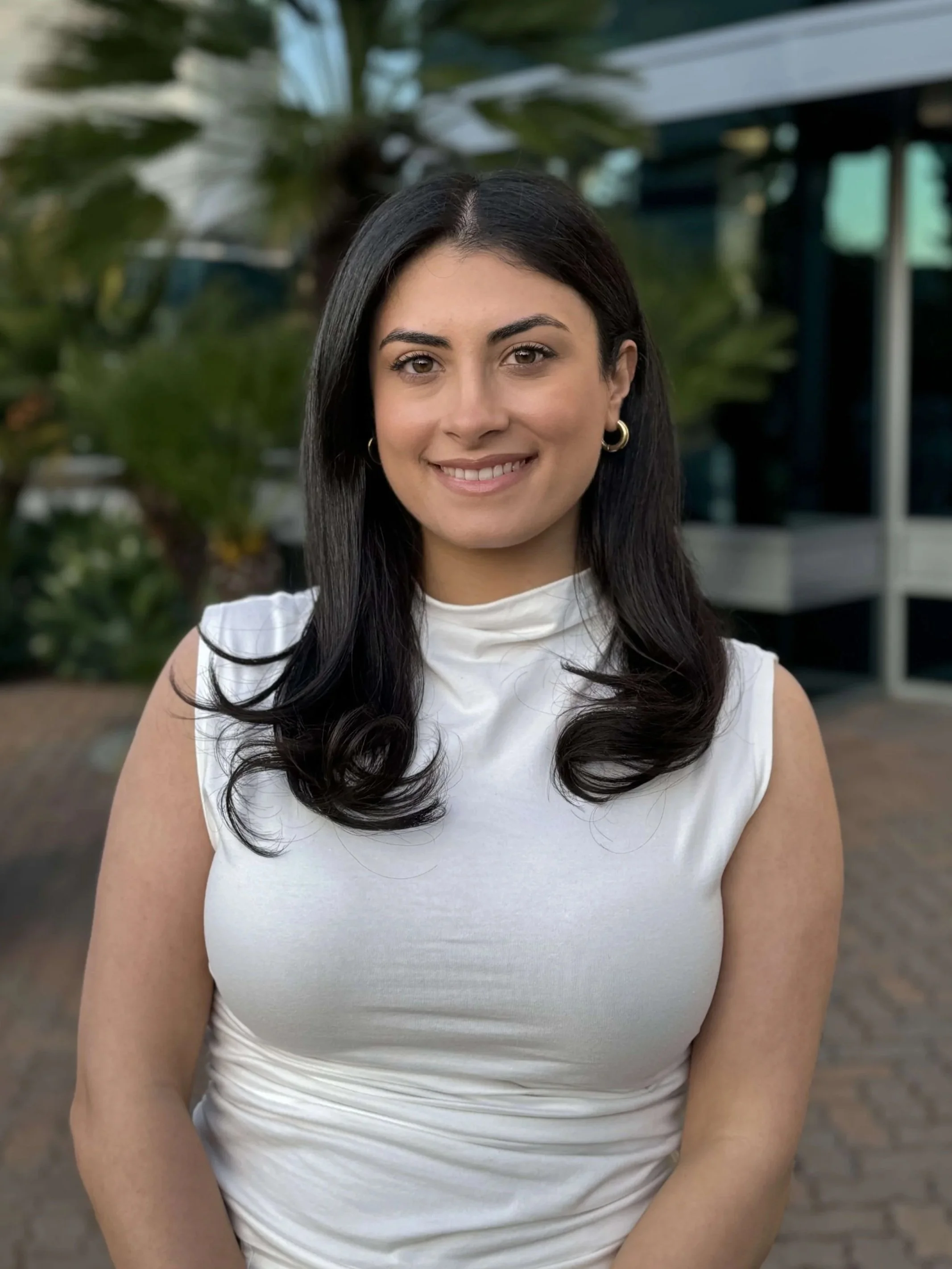 a headshot of tatevik sarkisian armenian therapist offering holistic therapy in los angeles